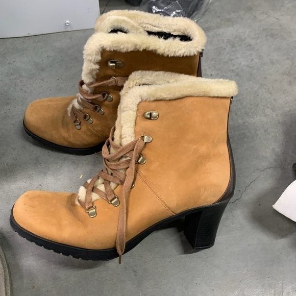 Brilliant Shoes - Brilliant brand waterproof ankle boots size 9
